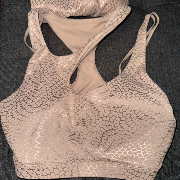 Fabletics Snake Print Set - Picture 8 of 12